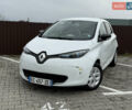 Белый Рено Зое, объемом двигателя 0 л и пробегом 125 тыс. км за 6700 $, фото 4 на Automoto.ua