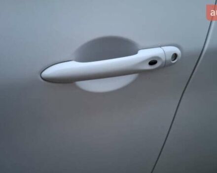 Белый Рено Зое, объемом двигателя 0 л и пробегом 61 тыс. км за 6600 $, фото 15 на Automoto.ua