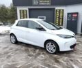 Белый Рено Зое, объемом двигателя 0 л и пробегом 51 тыс. км за 7000 $, фото 1 на Automoto.ua