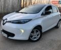 Белый Рено Зое, объемом двигателя 0 л и пробегом 90 тыс. км за 7500 $, фото 1 на Automoto.ua