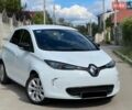 Белый Рено Зое, объемом двигателя 0 л и пробегом 348 тыс. км за 6000 $, фото 1 на Automoto.ua