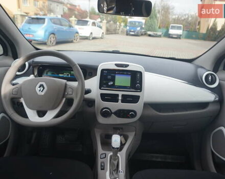 Білий Рено Зое, об'ємом двигуна 0 л та пробігом 112 тис. км за 6777 $, фото 46 на Automoto.ua