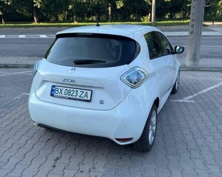 Білий Рено Зое, об'ємом двигуна 0 л та пробігом 100 тис. км за 7800 $, фото 7 на Automoto.ua