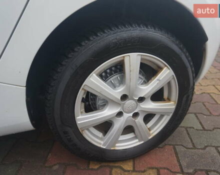 Білий Рено Зое, об'ємом двигуна 0 л та пробігом 111 тис. км за 7555 $, фото 66 на Automoto.ua