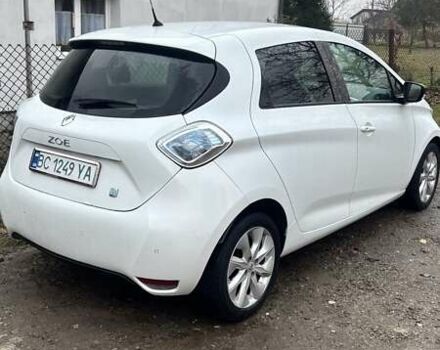 Белый Рено Зое, объемом двигателя 0 л и пробегом 147 тыс. км за 7000 $, фото 1 на Automoto.ua
