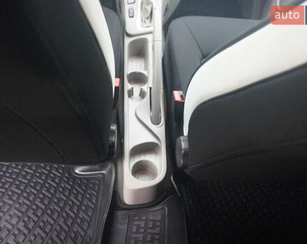 Білий Рено Зое, об'ємом двигуна 0 л та пробігом 112 тис. км за 6777 $, фото 47 на Automoto.ua