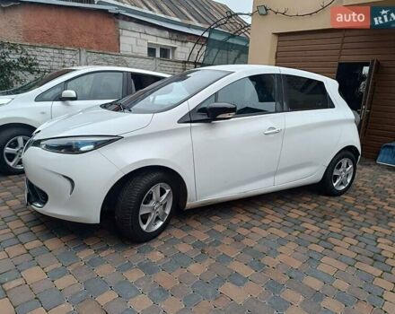 Білий Рено Зое, об'ємом двигуна 0 л та пробігом 130 тис. км за 6100 $, фото 8 на Automoto.ua