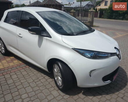 Білий Рено Зое, об'ємом двигуна 0 л та пробігом 109 тис. км за 6888 $, фото 16 на Automoto.ua