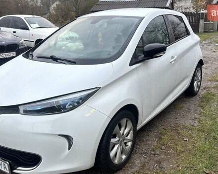 Белый Рено Зое, объемом двигателя 0 л и пробегом 147 тыс. км за 7000 $, фото 4 на Automoto.ua