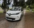 Белый Рено Зое, объемом двигателя 0 л и пробегом 108 тыс. км за 7400 $, фото 11 на Automoto.ua