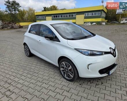 Белый Рено Зое, объемом двигателя 0 л и пробегом 147 тыс. км за 5900 $, фото 9 на Automoto.ua