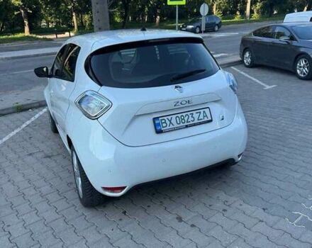 Білий Рено Зое, об'ємом двигуна 0 л та пробігом 100 тис. км за 7800 $, фото 10 на Automoto.ua