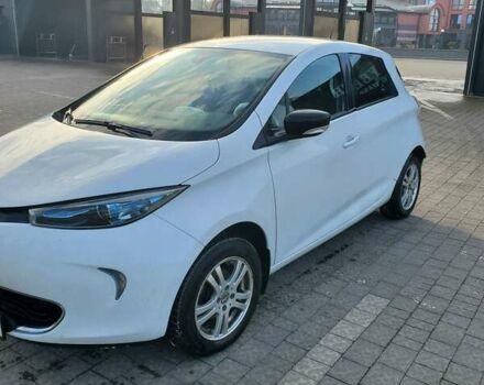 Білий Рено Зое, об'ємом двигуна 0 л та пробігом 105 тис. км за 6750 $, фото 4 на Automoto.ua