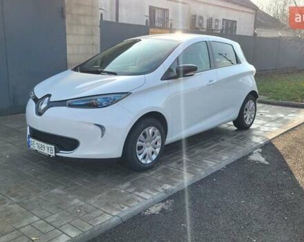 Белый Рено Зое, объемом двигателя 0 л и пробегом 113 тыс. км за 7200 $, фото 2 на Automoto.ua