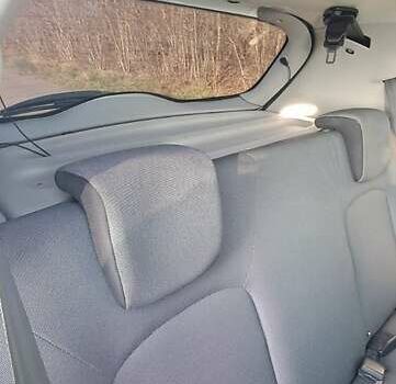 Белый Рено Зое, объемом двигателя 0 л и пробегом 163 тыс. км за 7950 $, фото 21 на Automoto.ua