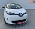 Белый Рено Зое, объемом двигателя 0 л и пробегом 74 тыс. км за 6900 $, фото 1 на Automoto.ua