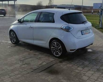 Білий Рено Зое, об'ємом двигуна 0 л та пробігом 104 тис. км за 7500 $, фото 6 на Automoto.ua