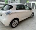 Белый Рено Зое, объемом двигателя 0 л и пробегом 60 тыс. км за 11999 $, фото 18 на Automoto.ua