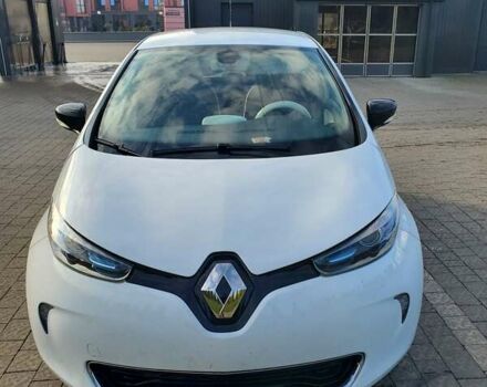Білий Рено Зое, об'ємом двигуна 0 л та пробігом 105 тис. км за 6750 $, фото 1 на Automoto.ua