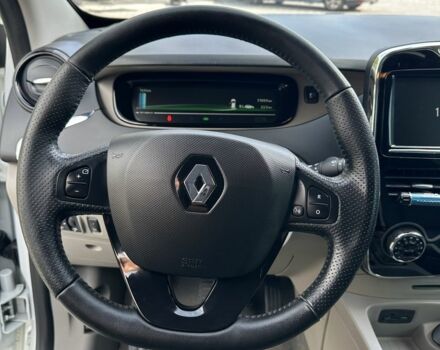 Белый Рено Зое, объемом двигателя 2 л и пробегом 77 тыс. км за 7200 $, фото 20 на Automoto.ua