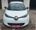 Белый Рено Зое, объемом двигателя 0 л и пробегом 71 тыс. км за 7850 $, фото 2 на Automoto.ua