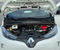 Белый Рено Зое, объемом двигателя 0 л и пробегом 164 тыс. км за 5999 $, фото 18 на Automoto.ua