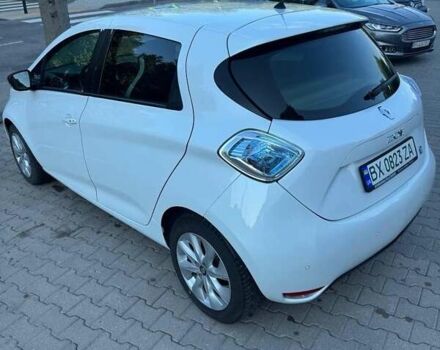 Білий Рено Зое, об'ємом двигуна 0 л та пробігом 100 тис. км за 7800 $, фото 12 на Automoto.ua