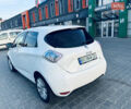 Белый Рено Зое, объемом двигателя 0 л и пробегом 70 тыс. км за 7500 $, фото 5 на Automoto.ua