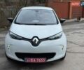 Белый Рено Зое, объемом двигателя 0 л и пробегом 86 тыс. км за 6950 $, фото 1 на Automoto.ua