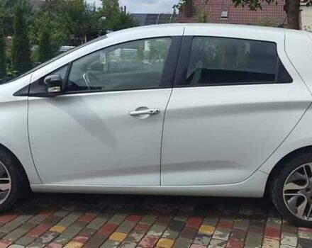 Белый Рено Зое, объемом двигателя 0 л и пробегом 71 тыс. км за 7850 $, фото 5 на Automoto.ua
