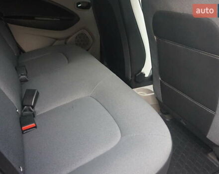 Білий Рено Зое, об'ємом двигуна 0 л та пробігом 111 тис. км за 7555 $, фото 44 на Automoto.ua