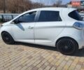 Белый Рено Зое, объемом двигателя 0 л и пробегом 151 тыс. км за 7700 $, фото 2 на Automoto.ua