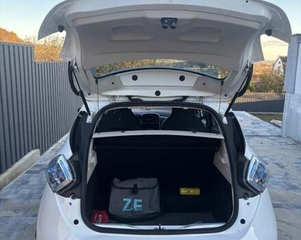 Білий Рено Зое, об'ємом двигуна 0 л та пробігом 105 тис. км за 7100 $, фото 15 на Automoto.ua
