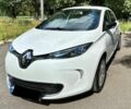 Белый Рено Зое, объемом двигателя 0 л и пробегом 93 тыс. км за 7500 $, фото 5 на Automoto.ua