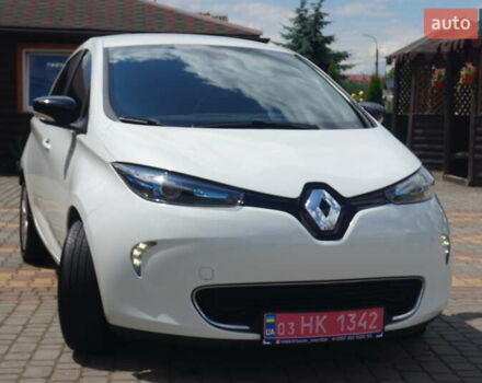 Білий Рено Зое, об'ємом двигуна 0 л та пробігом 109 тис. км за 6888 $, фото 3 на Automoto.ua