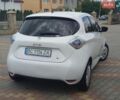 Белый Рено Зое, объемом двигателя 0 л и пробегом 128 тыс. км за 7150 $, фото 7 на Automoto.ua