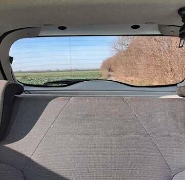 Белый Рено Зое, объемом двигателя 0 л и пробегом 163 тыс. км за 7950 $, фото 20 на Automoto.ua