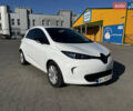 Белый Рено Зое, объемом двигателя 0 л и пробегом 72 тыс. км за 7900 $, фото 1 на Automoto.ua