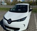 Белый Рено Зое, объемом двигателя 0 л и пробегом 85 тыс. км за 6800 $, фото 2 на Automoto.ua