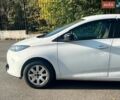 Белый Рено Зое, объемом двигателя 0 л и пробегом 281 тыс. км за 6490 $, фото 4 на Automoto.ua