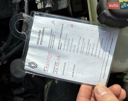 Белый Рено Зое, объемом двигателя 0 л и пробегом 147 тыс. км за 5900 $, фото 29 на Automoto.ua