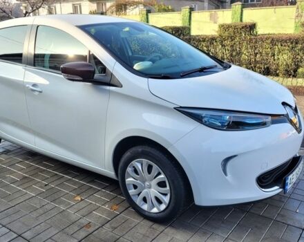 Белый Рено Зое, объемом двигателя 0 л и пробегом 113 тыс. км за 7200 $, фото 4 на Automoto.ua