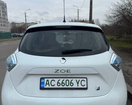 Білий Рено Зое, об'ємом двигуна 0 л та пробігом 148 тис. км за 6550 $, фото 3 на Automoto.ua