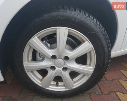 Білий Рено Зое, об'ємом двигуна 0 л та пробігом 111 тис. км за 7555 $, фото 63 на Automoto.ua