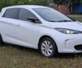 Белый Рено Зое, объемом двигателя 0 л и пробегом 87 тыс. км за 6600 $, фото 4 на Automoto.ua