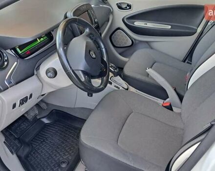 Рено Зое 2016 в Львове на Automoto.ua Белый Рено Зое, объемом двигателя 0 л и пробегом 115 тыс. км за 7100 $, фото 1 на Automoto.ua