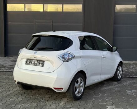 Белый Рено Зое, объемом двигателя 0 л и пробегом 86 тыс. км за 7200 $, фото 2 на Automoto.ua