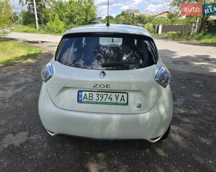 Белый Рено Зое, объемом двигателя 0 л и пробегом 107 тыс. км за 6900 $, фото 3 на Automoto.ua