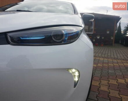 Білий Рено Зое, об'ємом двигуна 0 л та пробігом 112 тис. км за 6777 $, фото 21 на Automoto.ua