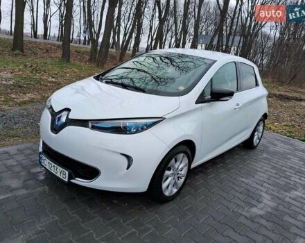 Білий Рено Зое, об'ємом двигуна 0 л та пробігом 85 тис. км за 8500 $, фото 2 на Automoto.ua